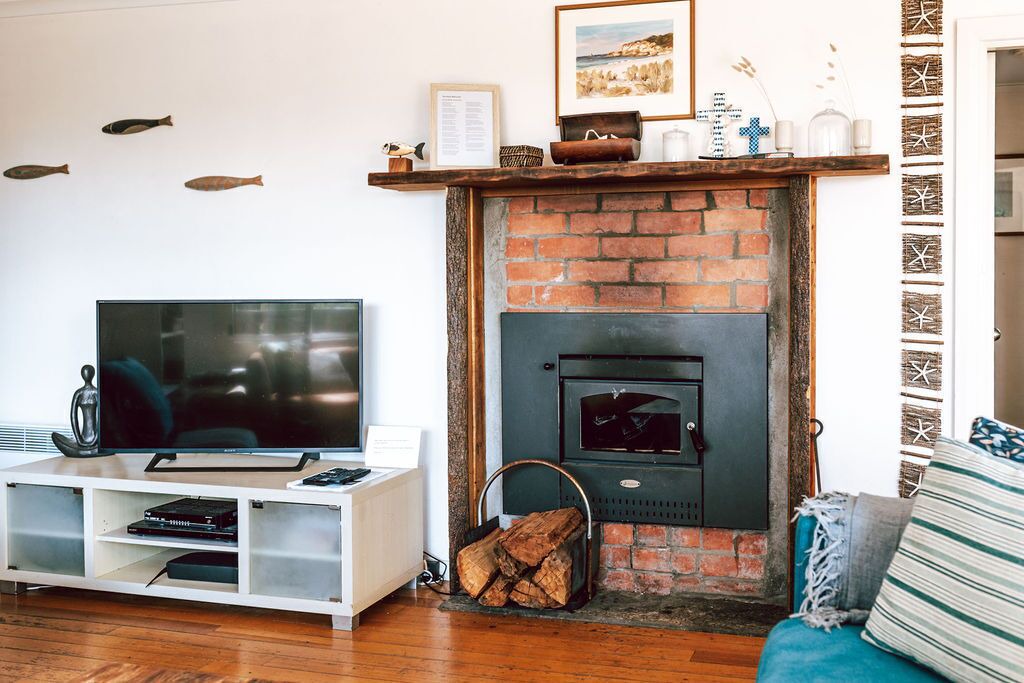 Photo of Livingroom in Binalong Bay