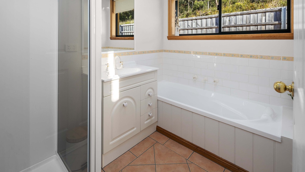 Photo of Bathroom in Bicheno