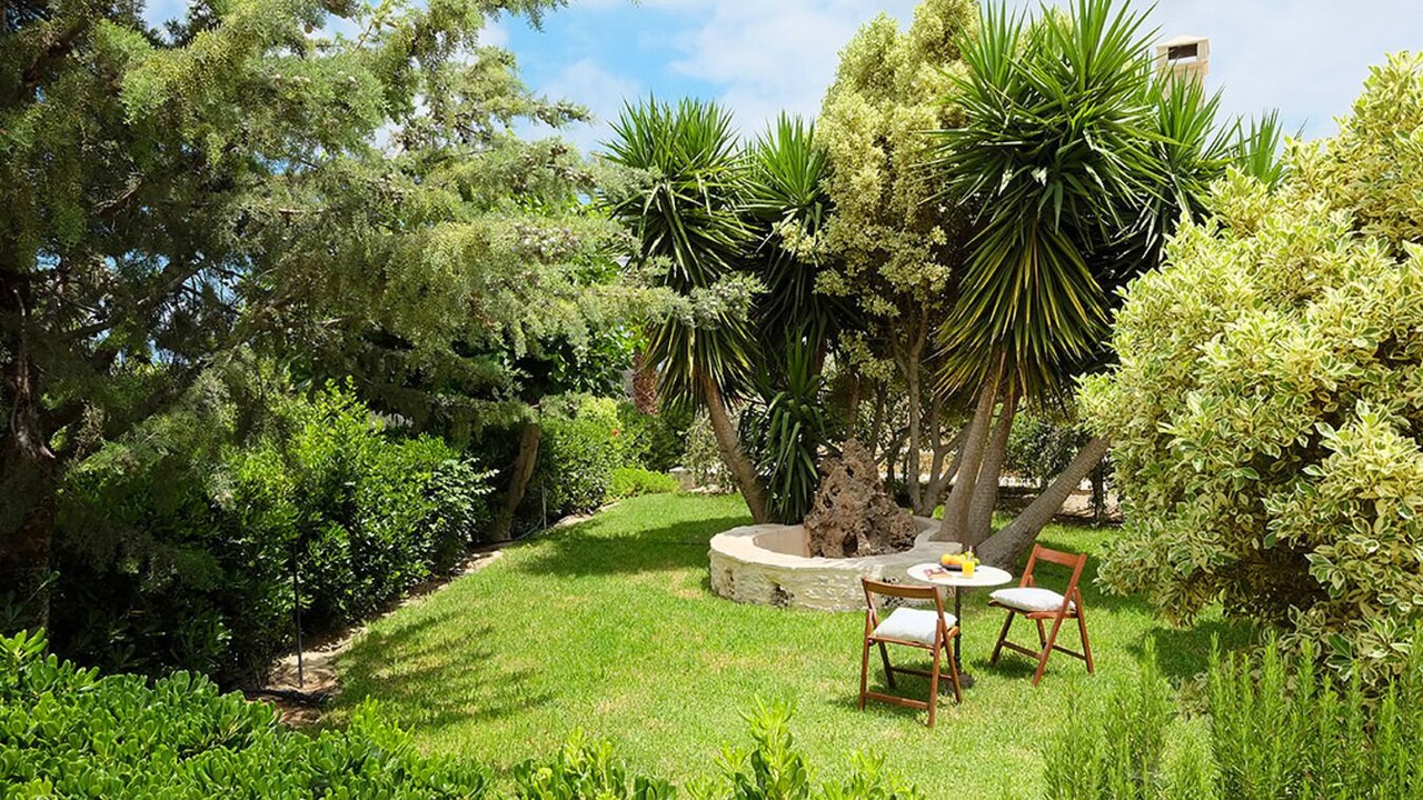 Photo of Outdoor in Amnatos