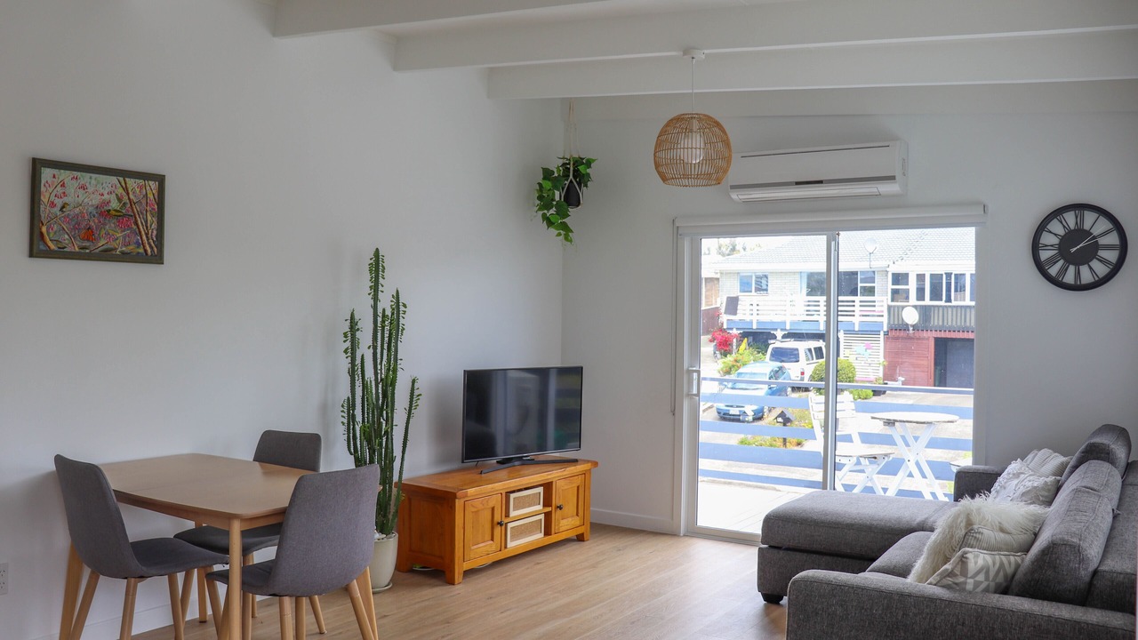 Photo of Livingroom in Ohope