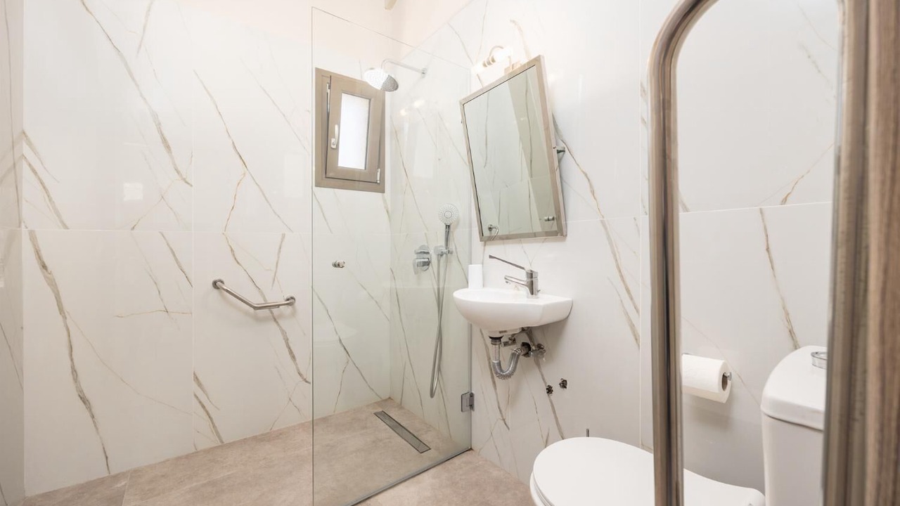 Photo of Bathroom in Mousata
