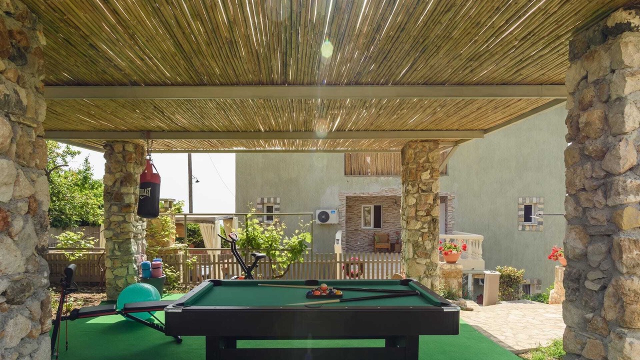 Photo of Patio Balcony in Vlachata