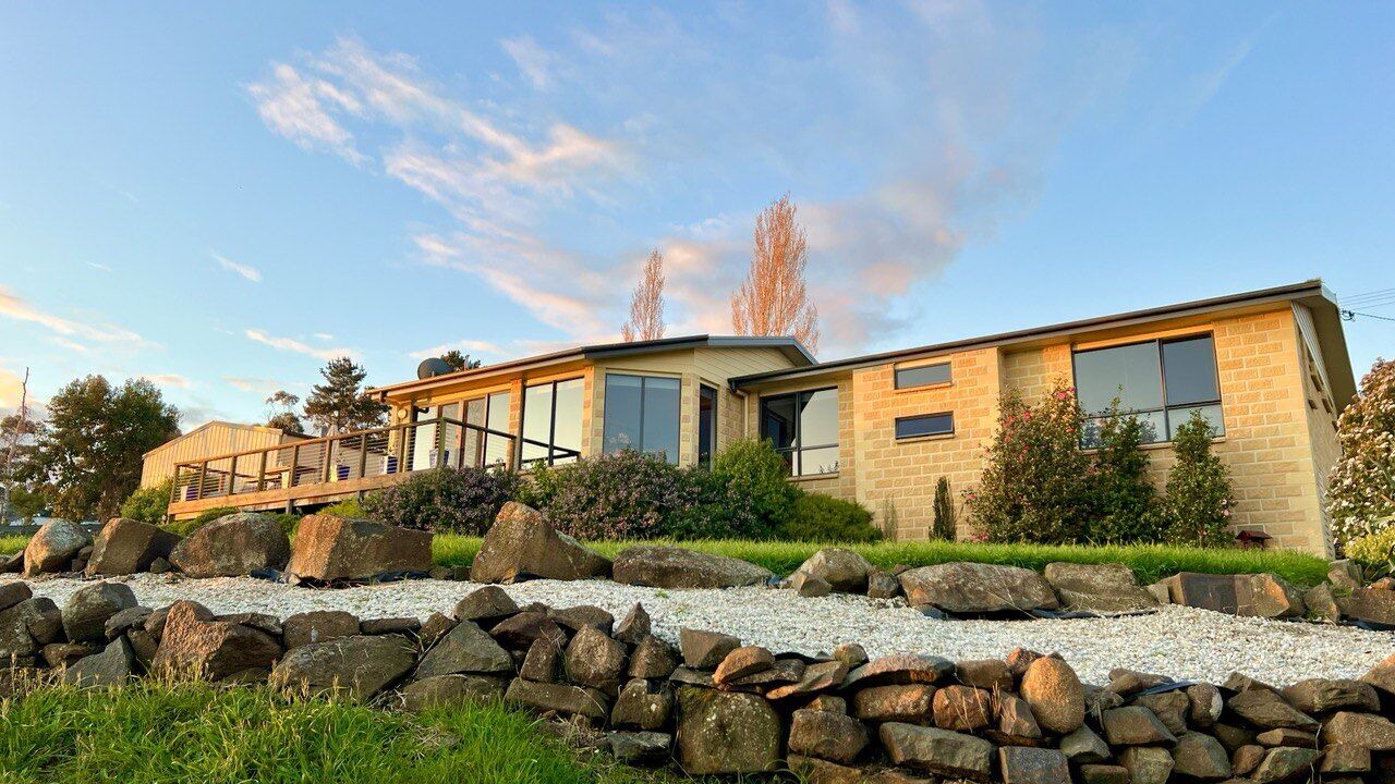 Photo of Outdoor in Hillwood