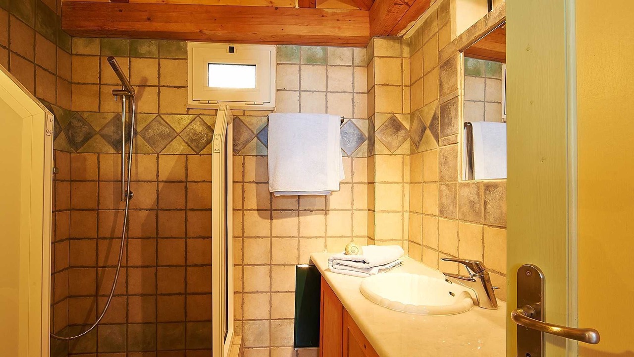 Photo of Bathroom in Keri Village