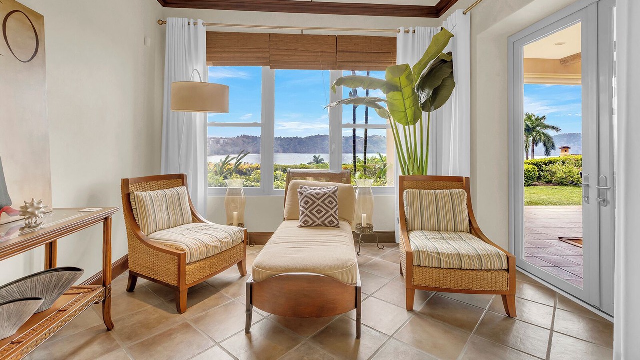 Photo of Livingroom in Pacuare Reserve