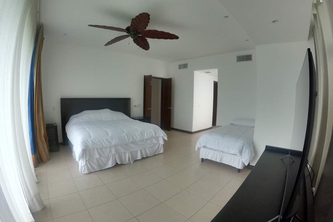 Photo of Bedroom in Tarcoles