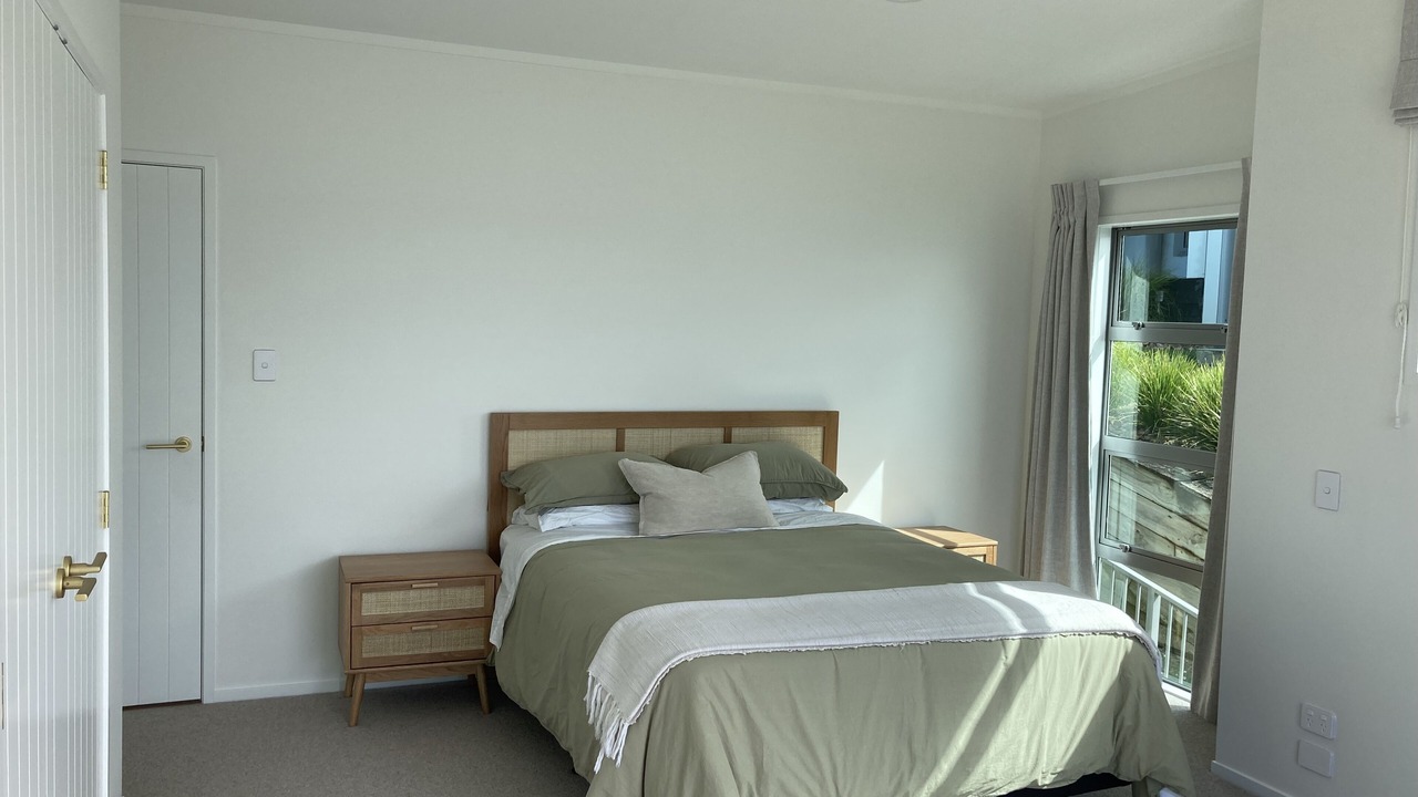 Photo of Bedroom in Clarks Beach