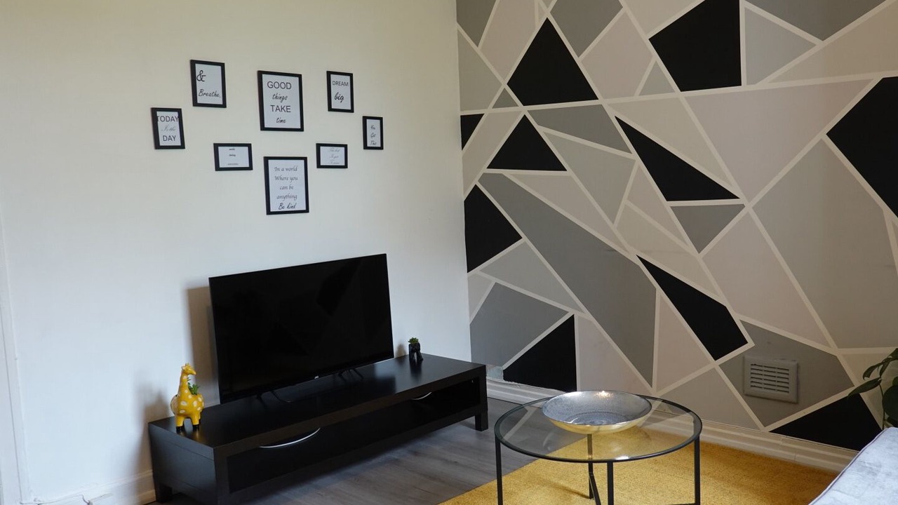Photo of Livingroom in Bellshill