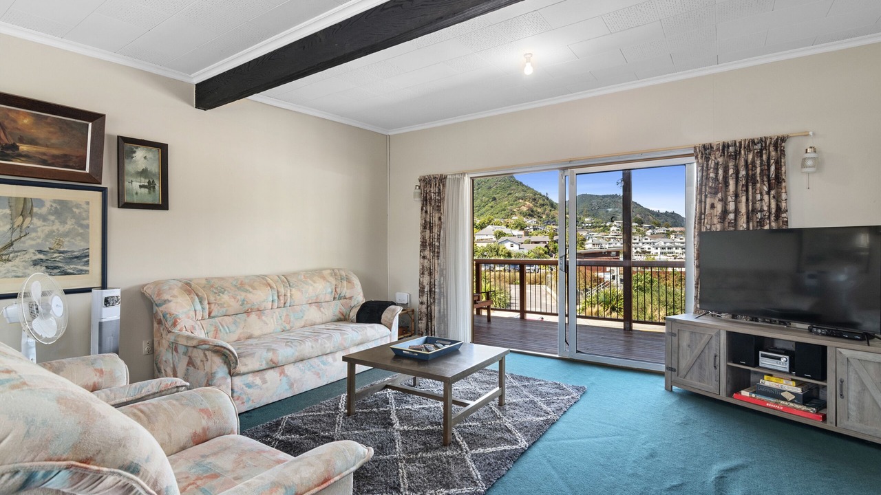 Photo of Livingroom in Picton