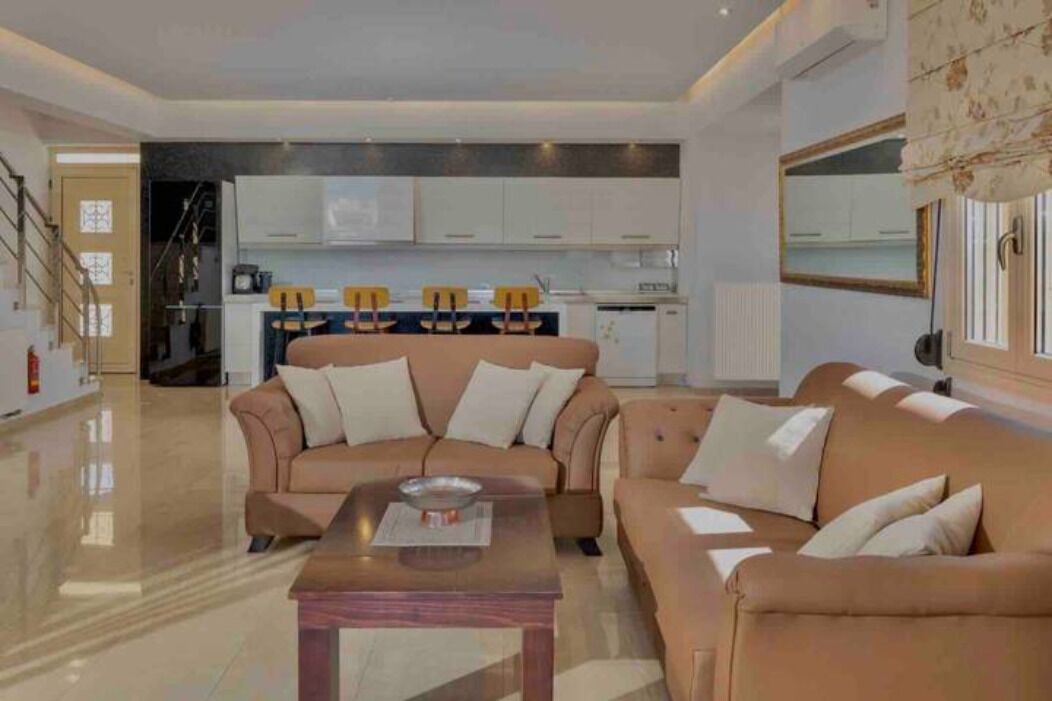Photo of Livingroom in Kokkini Chani