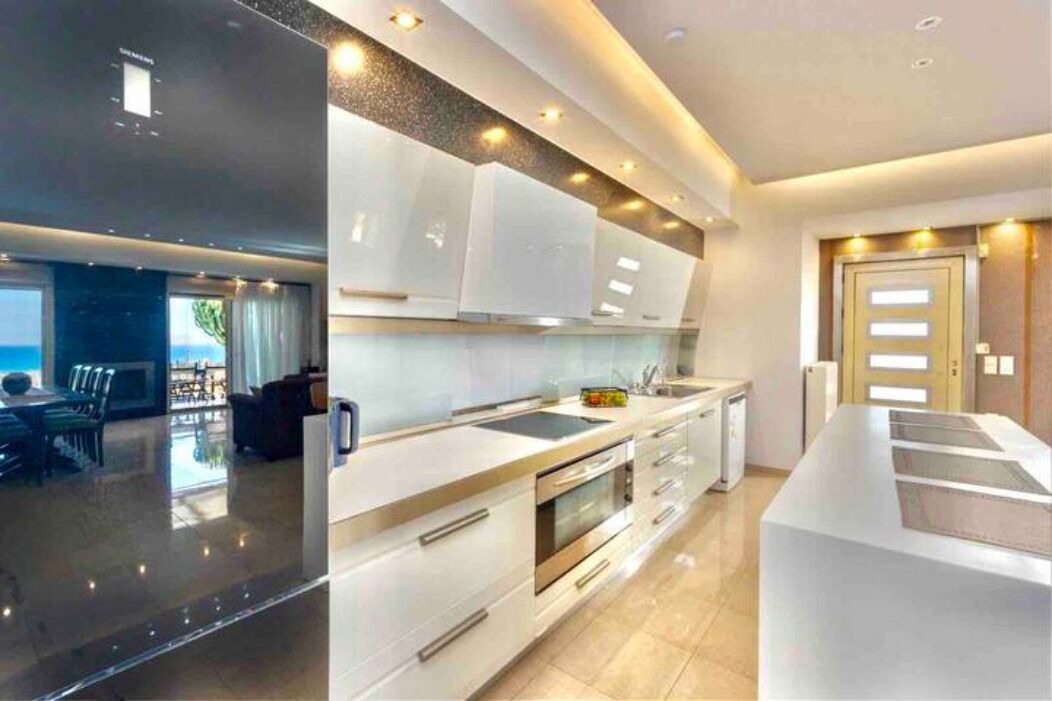Photo of Kitchen in Kokkini Chani
