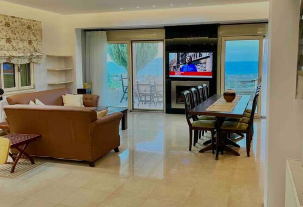 Photo of Livingroom in Kokkini Chani