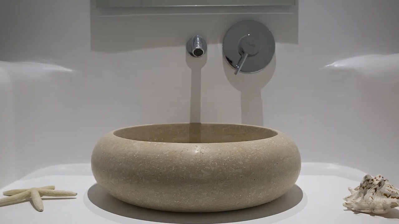 Photo of Bathroom in Faros Armenistis