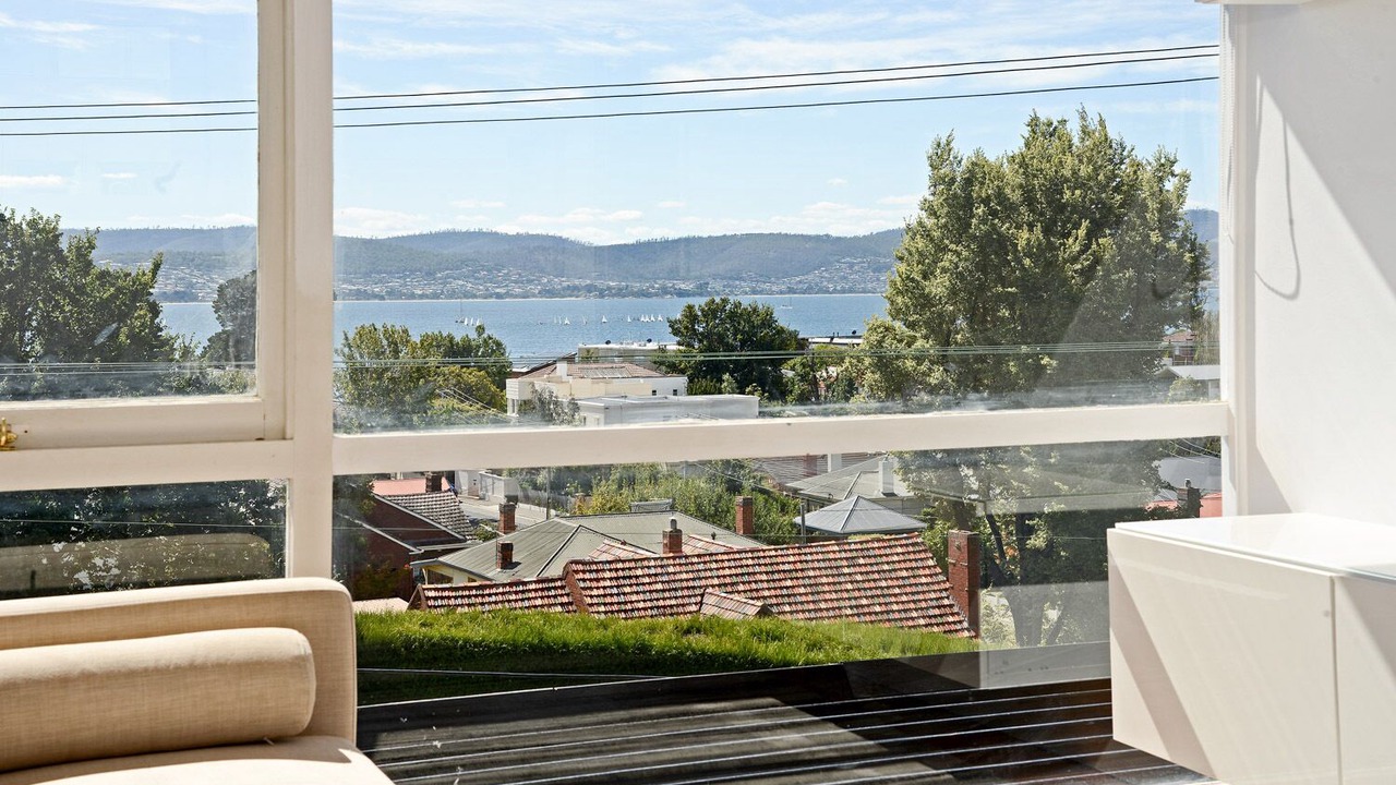 Photo of Others in Sandy Bay