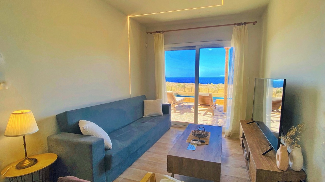 Photo of Livingroom in Minoa Pediada