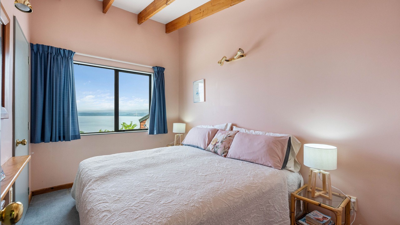 Photo of Bedroom in Pukawa