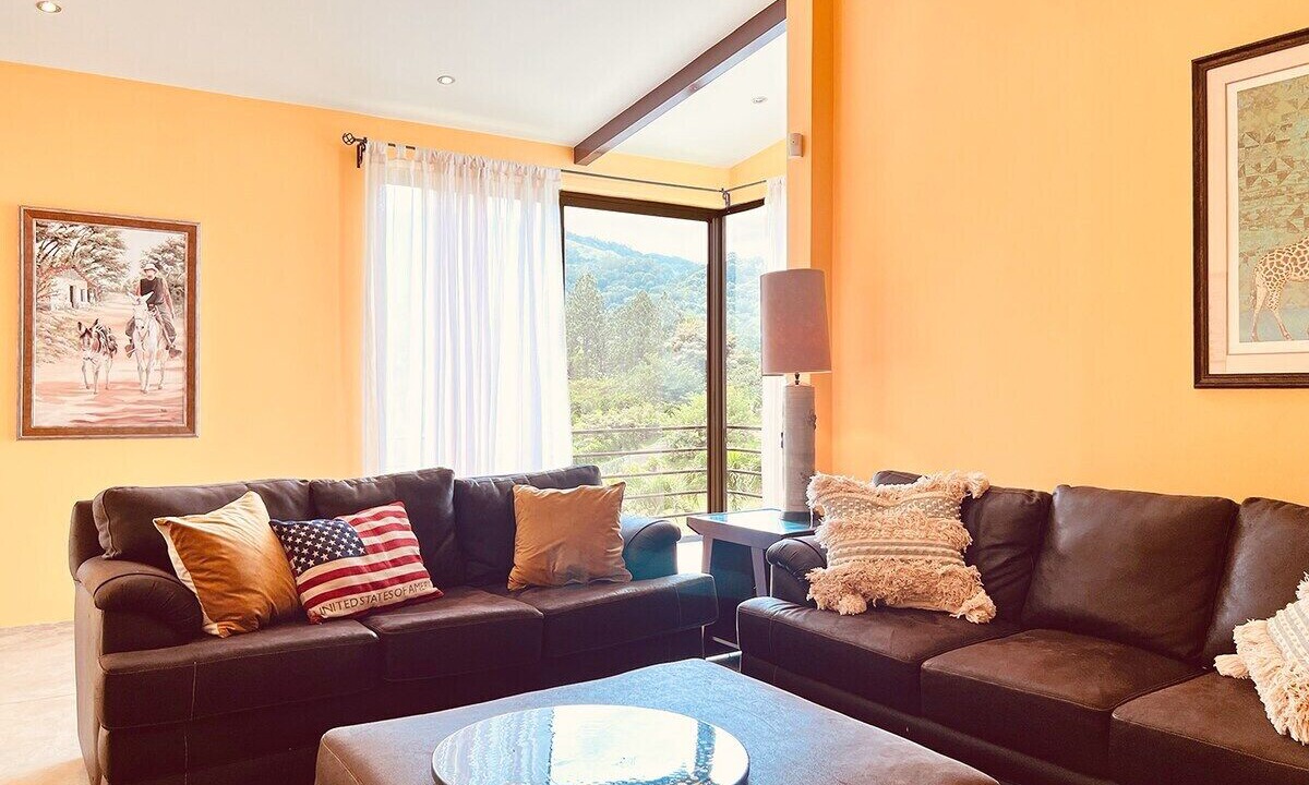 Photo of Livingroom in San Jose