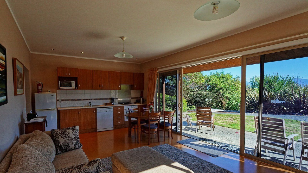 Photo of Livingroom in Ruby Bay