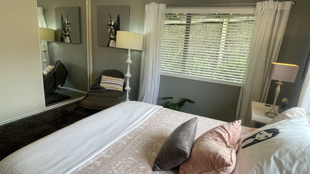 Photo of Bedroom in Rothesay Bay
