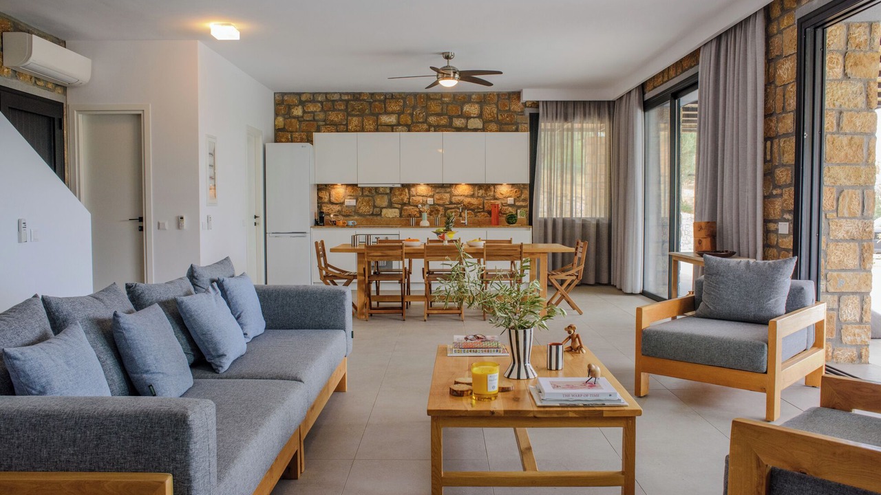 Photo of Livingroom in Sithonia
