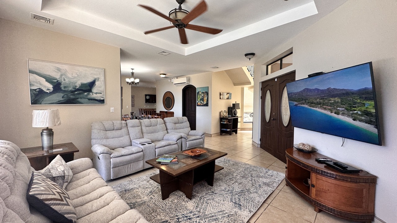 Photo of Livingroom in Pacuare Reserve