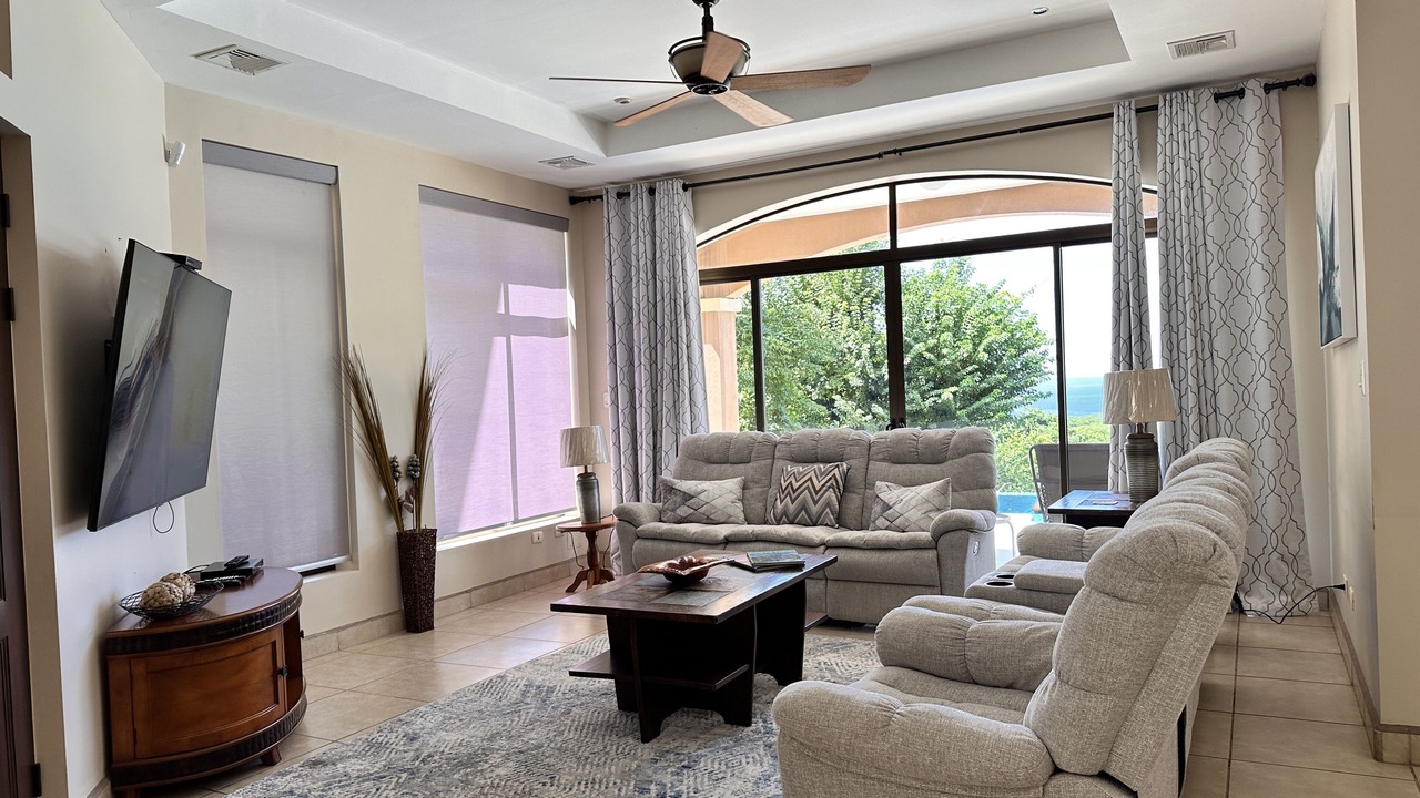 Photo of Livingroom in Pacuare Reserve