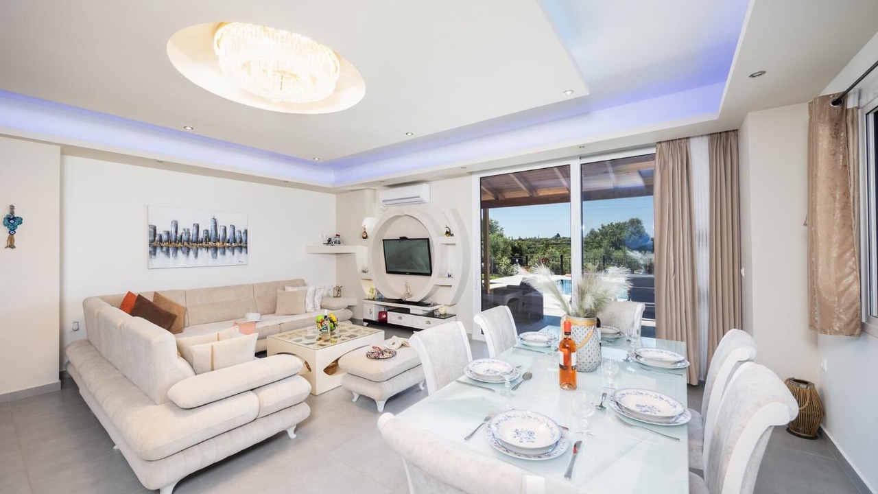 Photo of Bedroom in Valerianos