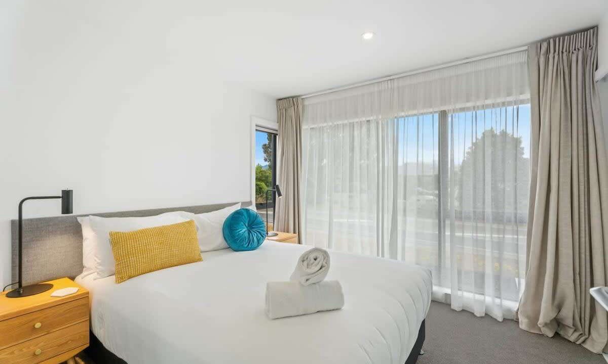 Photo of Bedroom in Albert Town
