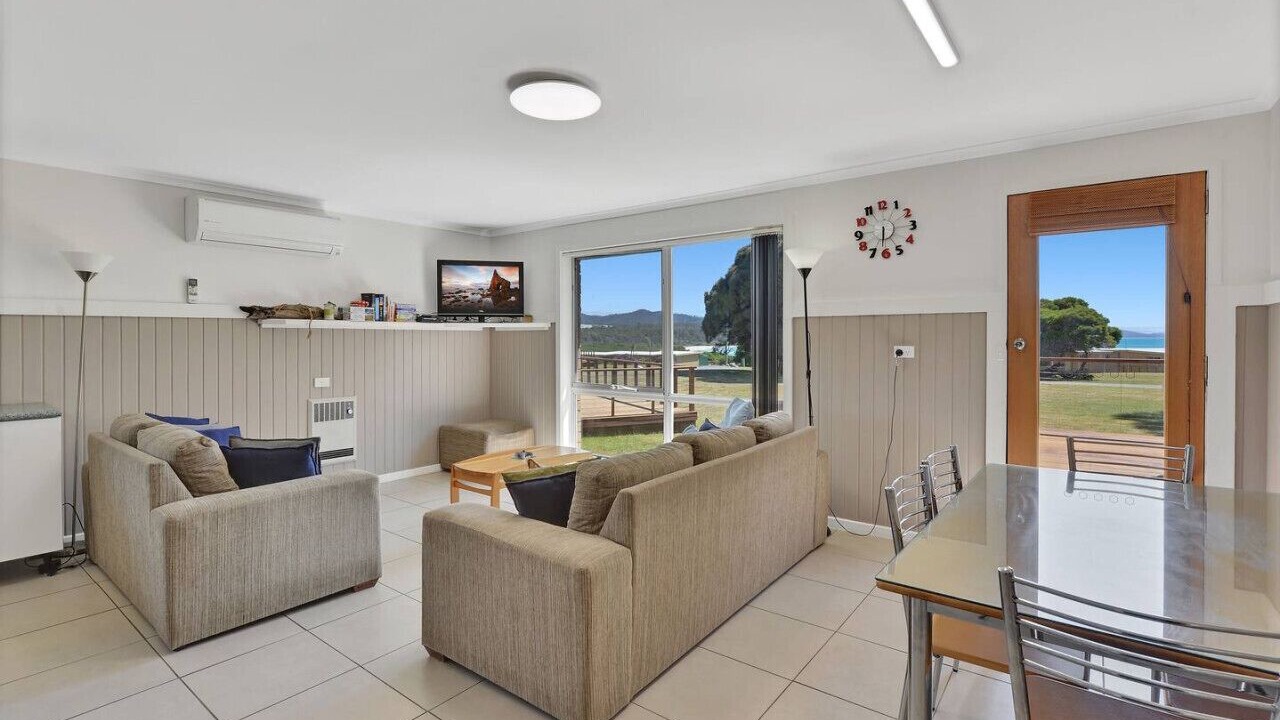 Photo of Livingroom in Four Mile Creek