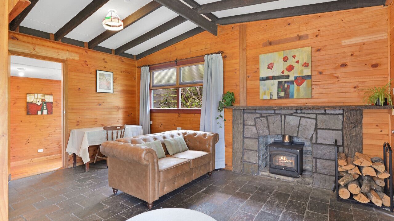Photo of Livingroom in Gray