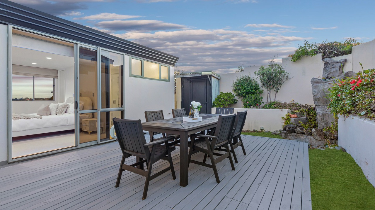 Photo of Outdoor in Castor Bay