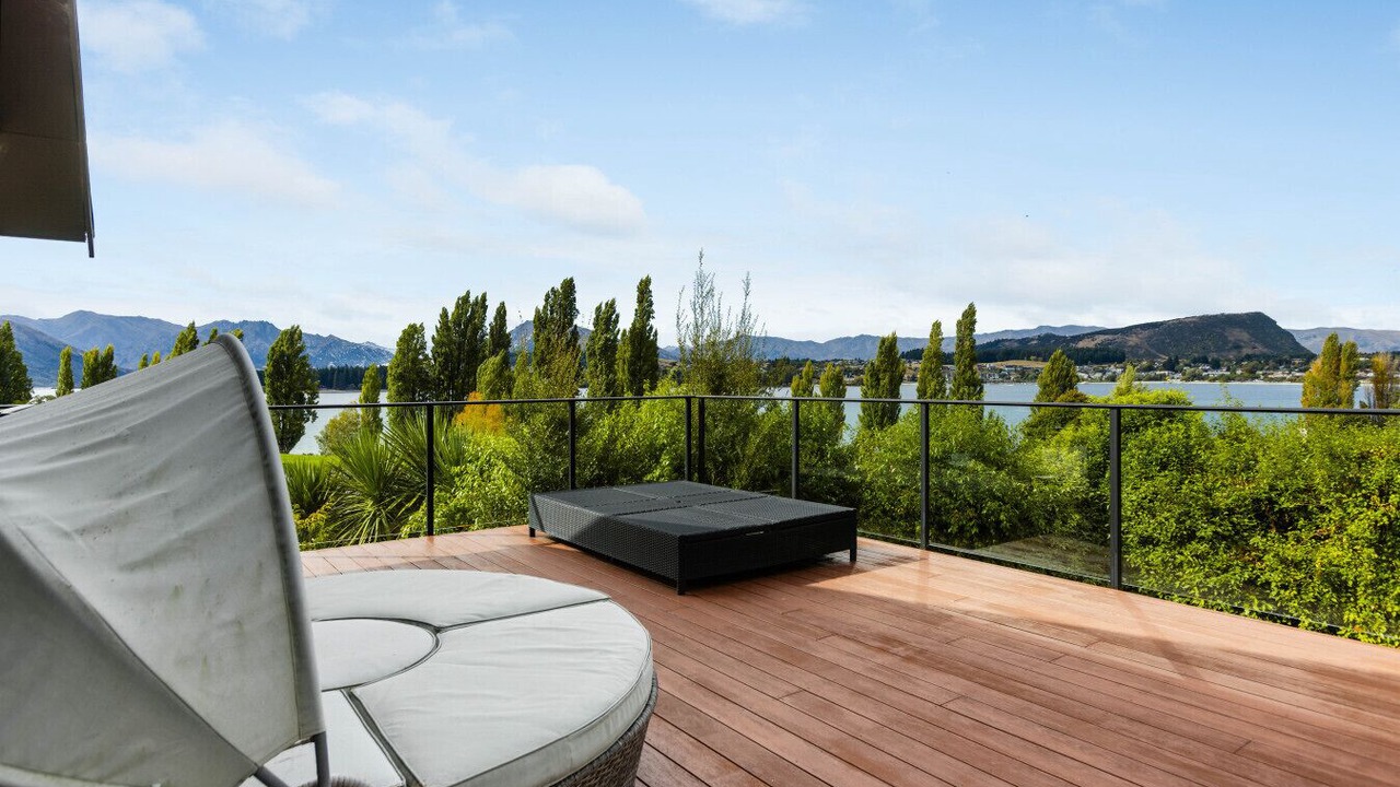 Photo of Patio Balcony in Wanaka