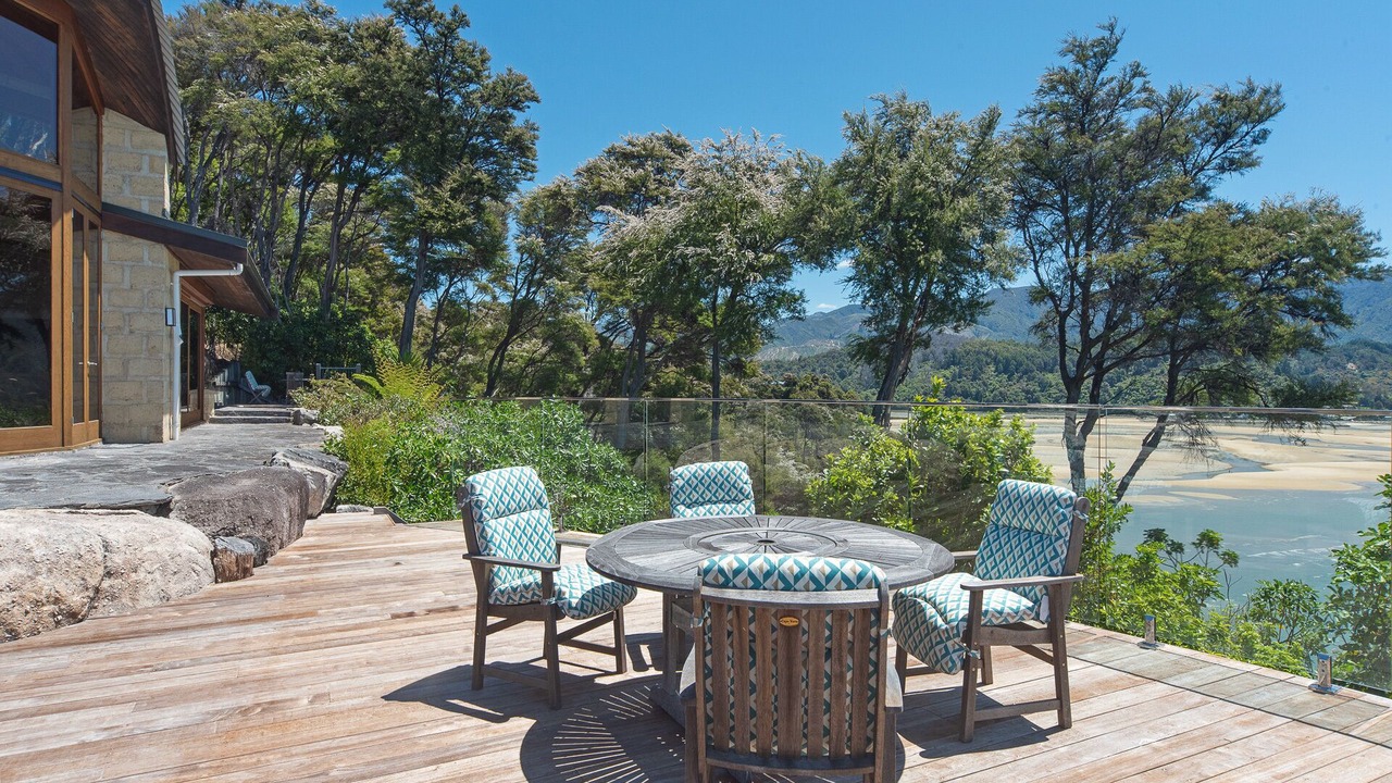 Photo of Outdoor in Ngaio Bay