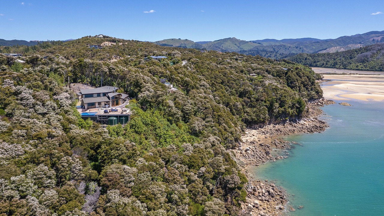 Photo of Outdoor in Ngaio Bay