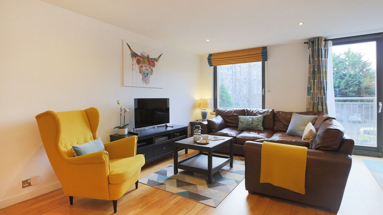 Photo of Livingroom in New Town