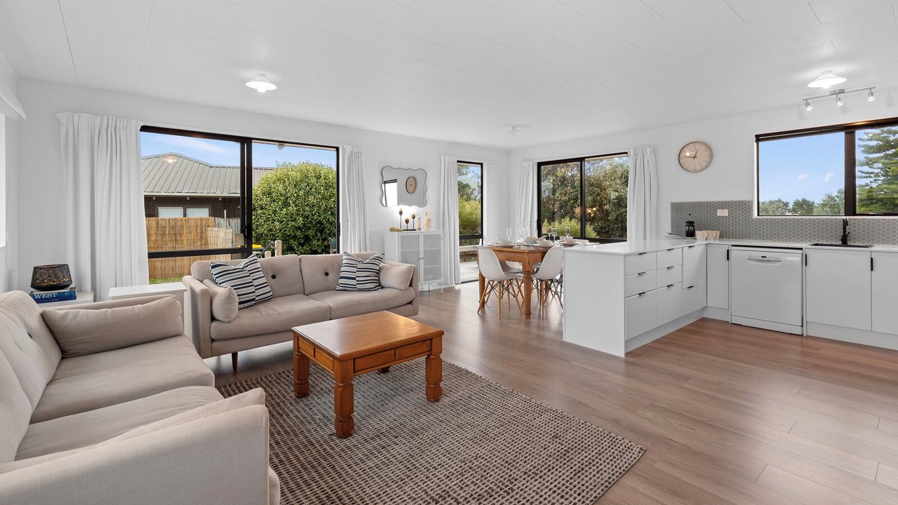 Photo of Livingroom in Omaha