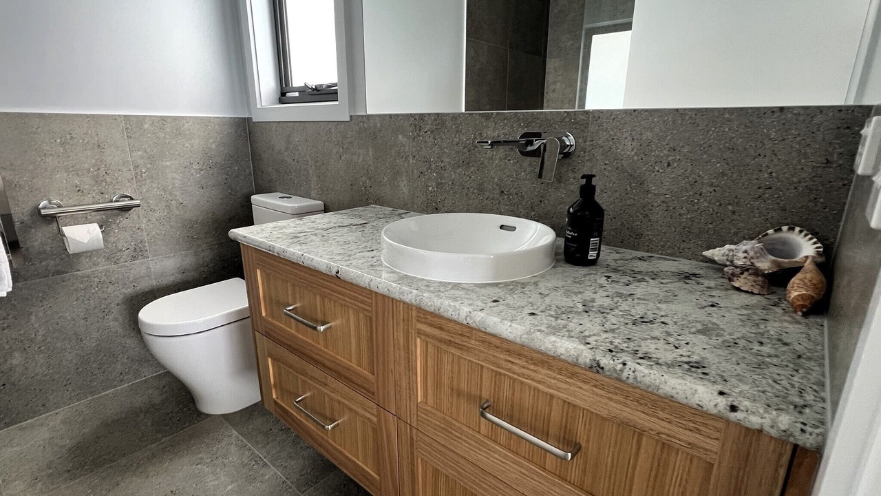 Photo of Bathroom in Binalong Bay