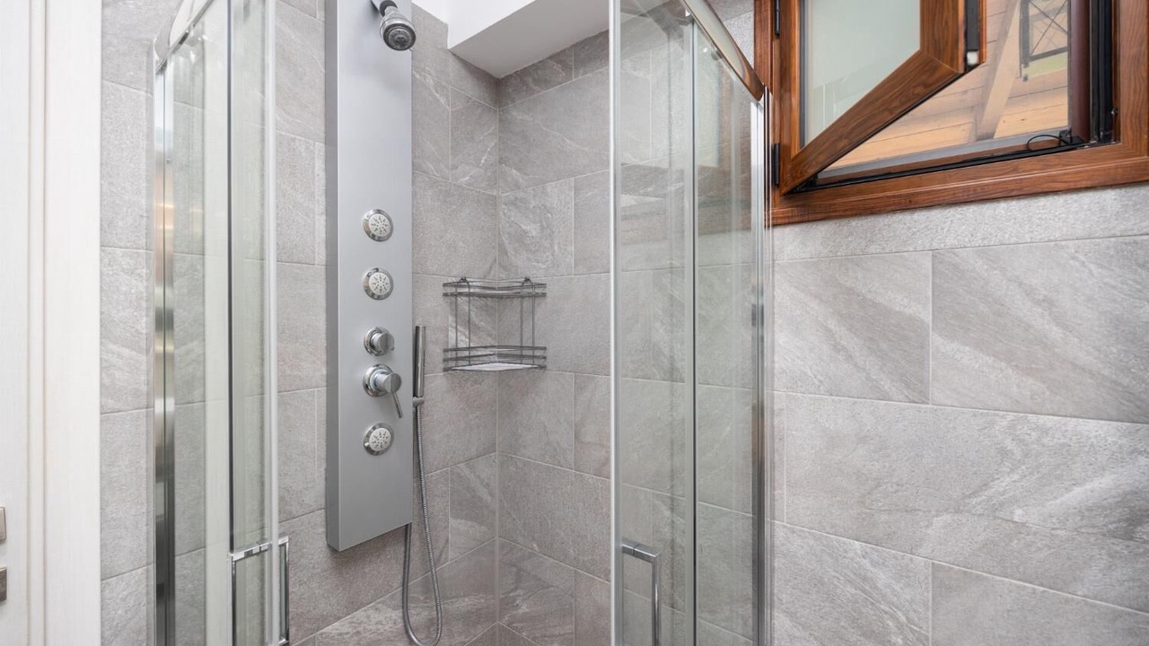Photo of Bathroom in Kolaitis