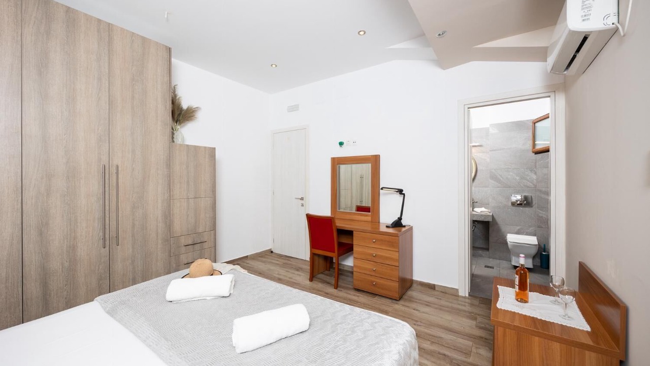 Photo of Bathroom in Kolaitis