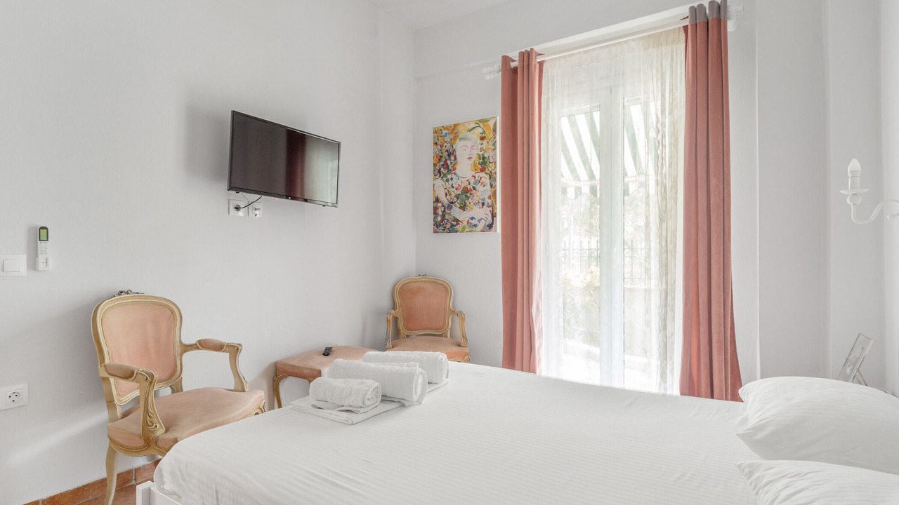 Photo of Bedroom in Kalata
