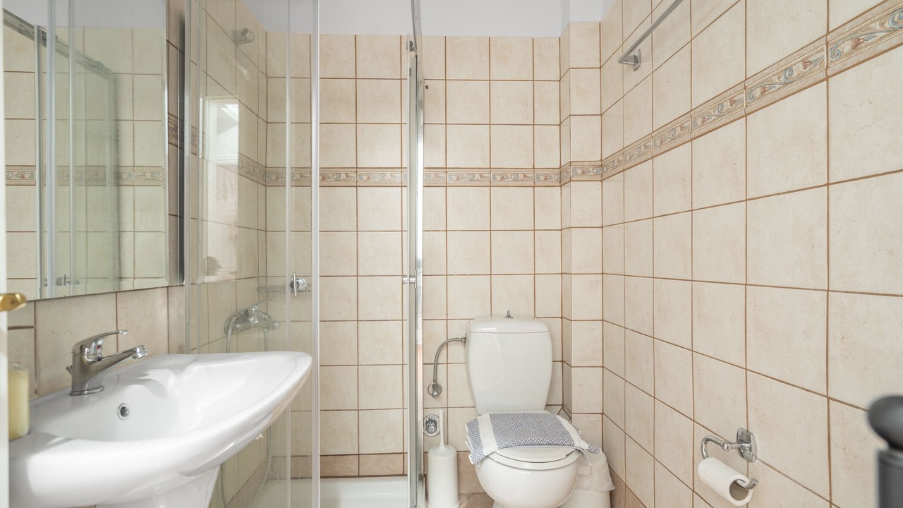 Photo of Bathroom in Kalata