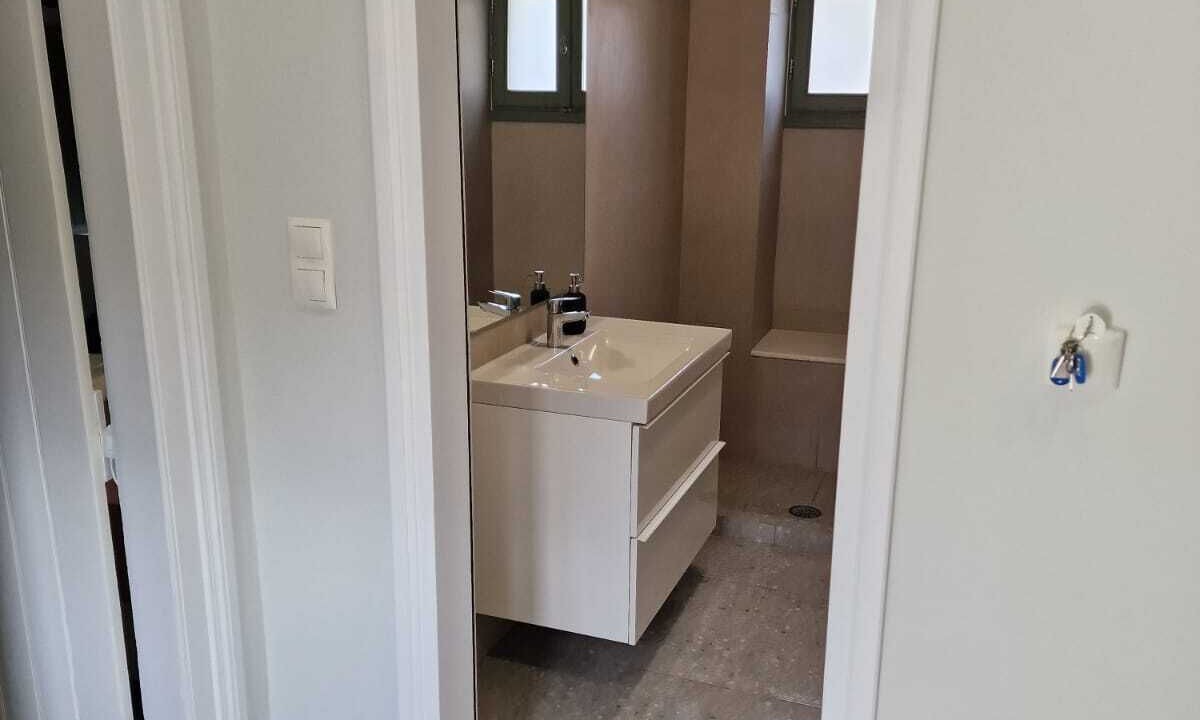 Photo of Bathroom in Leonidio