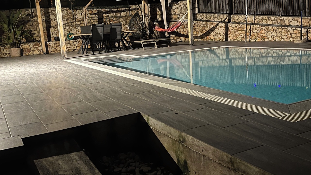 Photo of Outdoor in Makhairoi