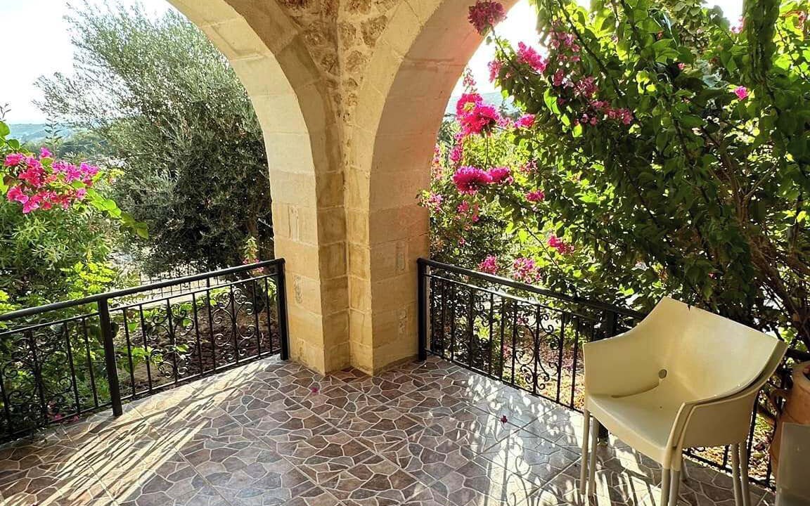 Photo of Patio Balcony in Makhairoi