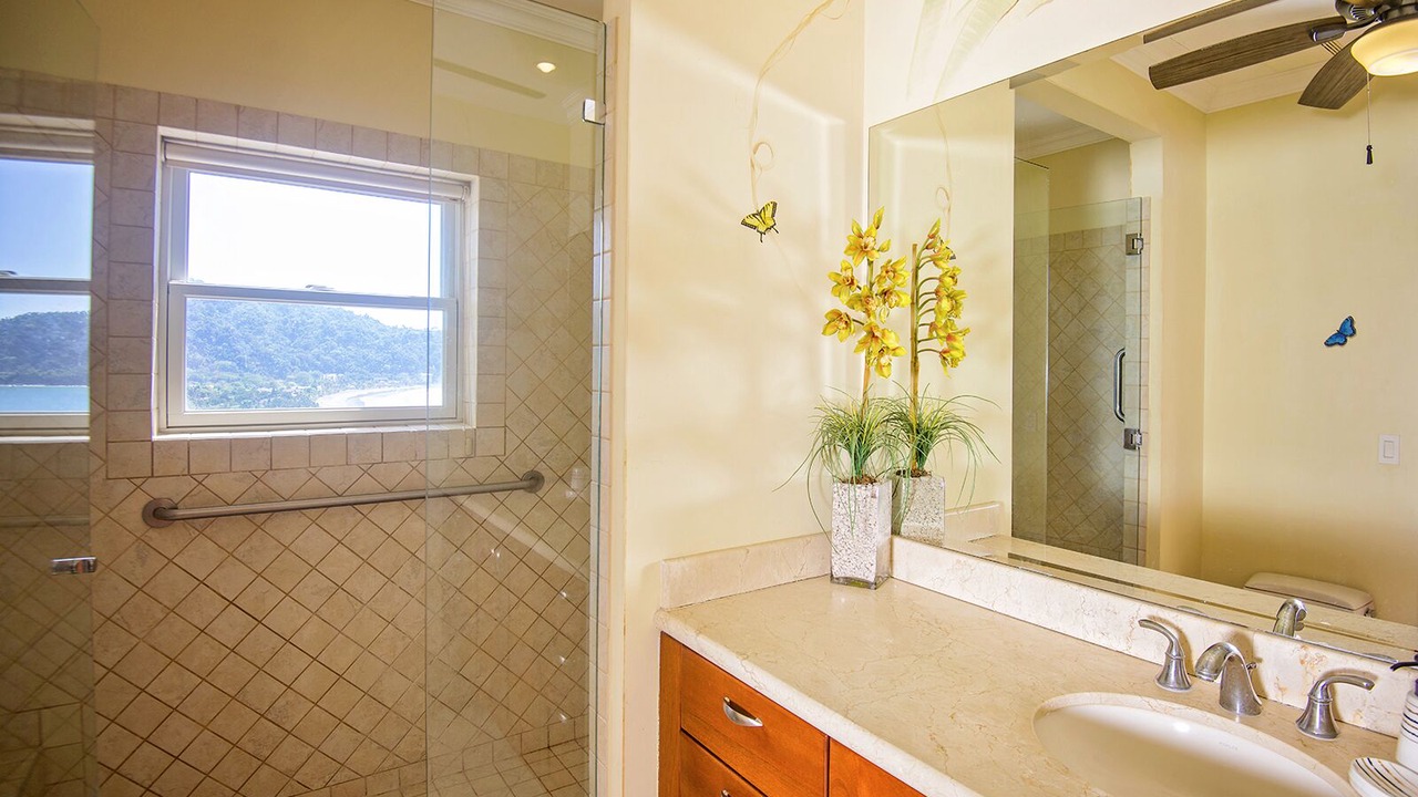 Photo of Bathroom in Cerro Plano