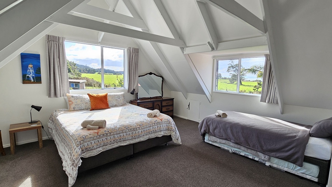 Photo of Bedroom in Pakawau