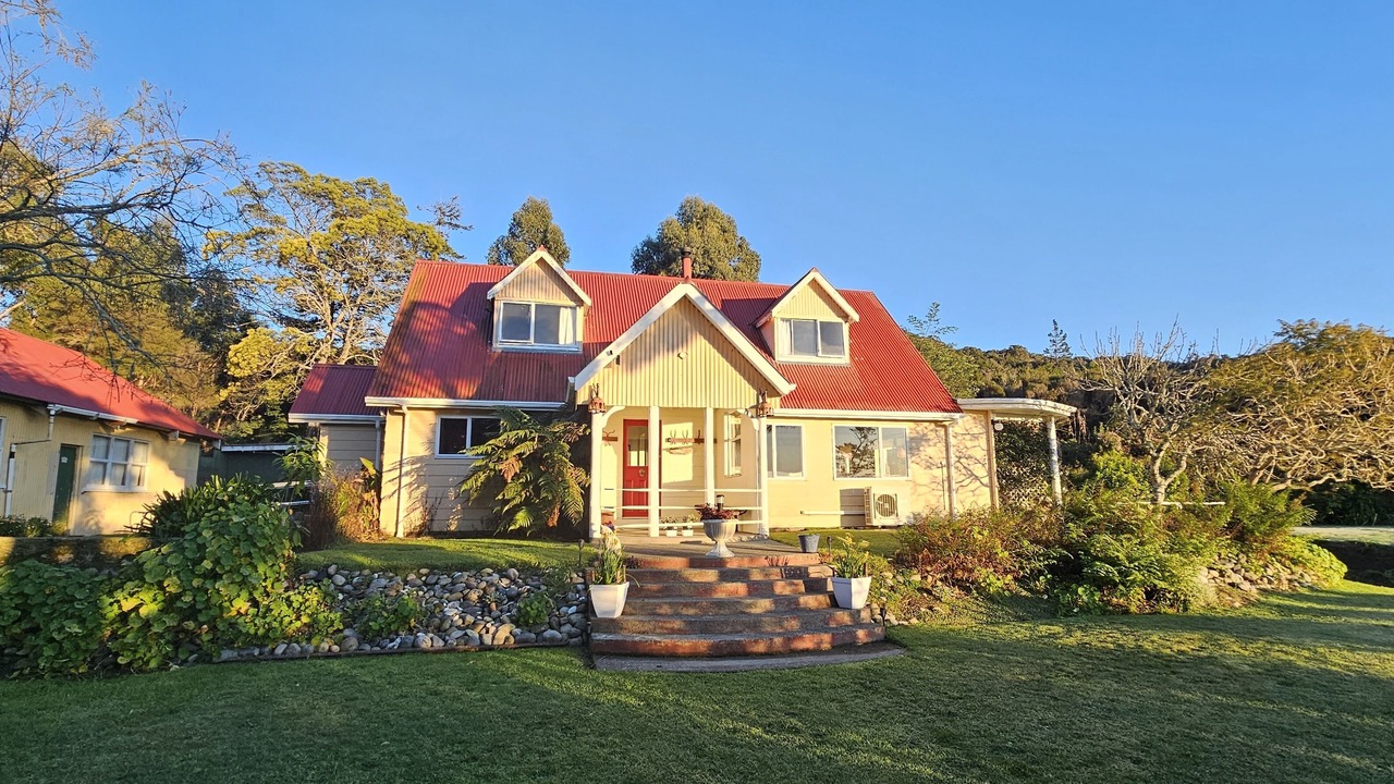 Photo of Outdoor in Pakawau