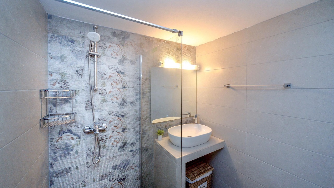 Photo of Bathroom in Longos