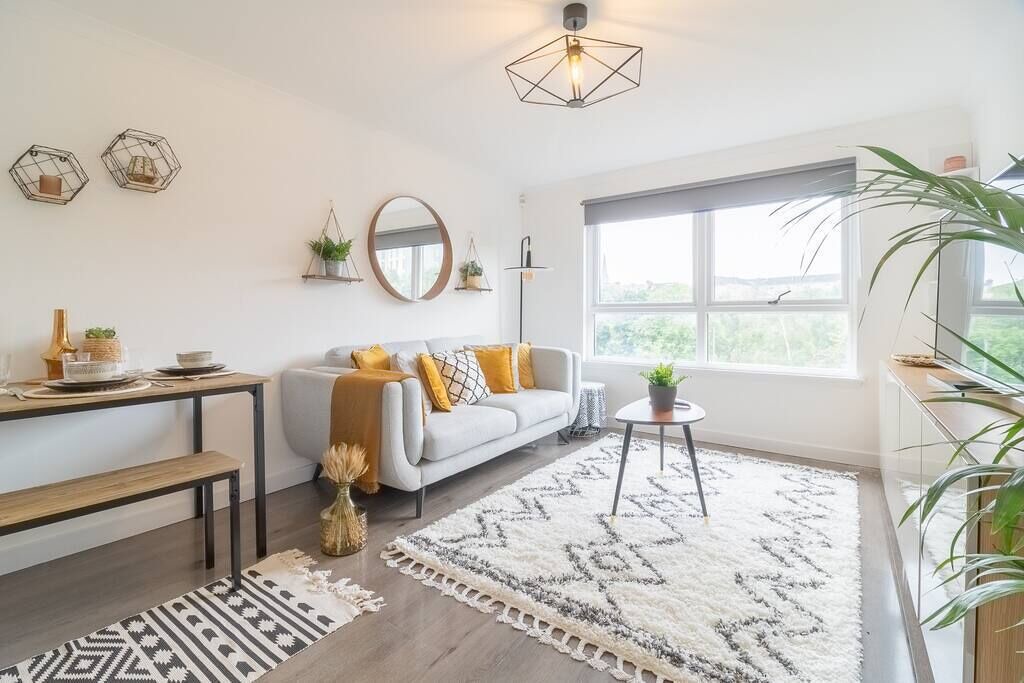 Photo of Livingroom in Glasgow Westend
