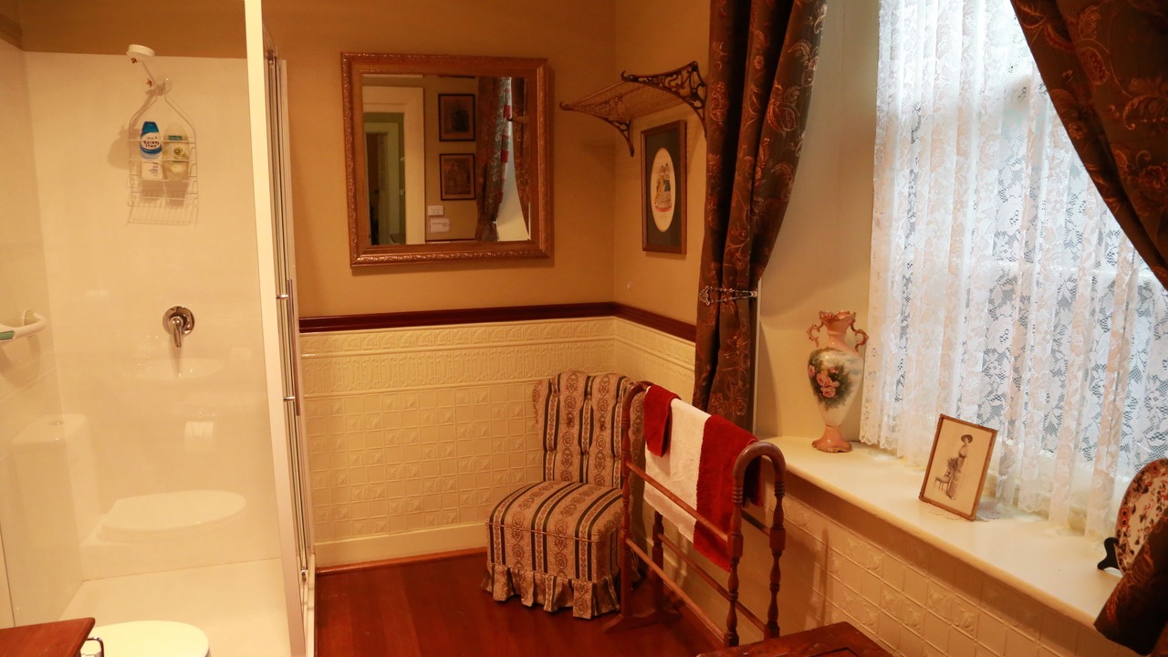 Photo of Bathroom in Deloraine